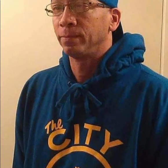 Meet your Posher, Jonathan - Picture 4 of 4